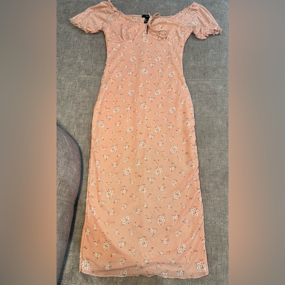 Forever 21 Blush Floral Dress